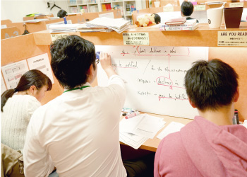 �������̥����ƥ� �ֻ�1�ͤ�����2�� 1:2��������